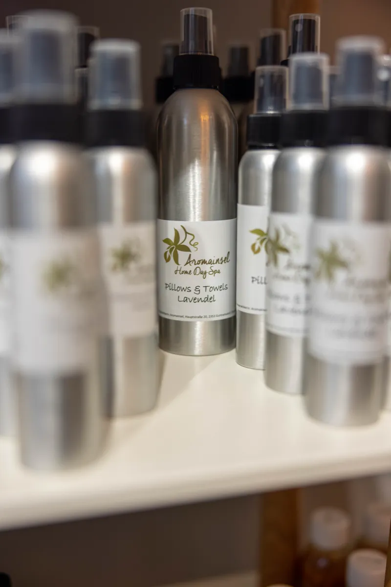 Pillows-and-Towels-Sprays der Aromainsel im Regal