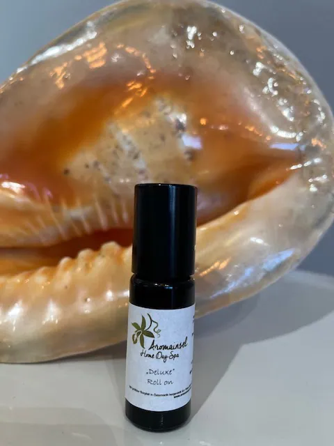 DeLuxe Parfüm Roll-on – Teil des Dum Trio DELUXE der Aromainsel Home Day Spa Linie