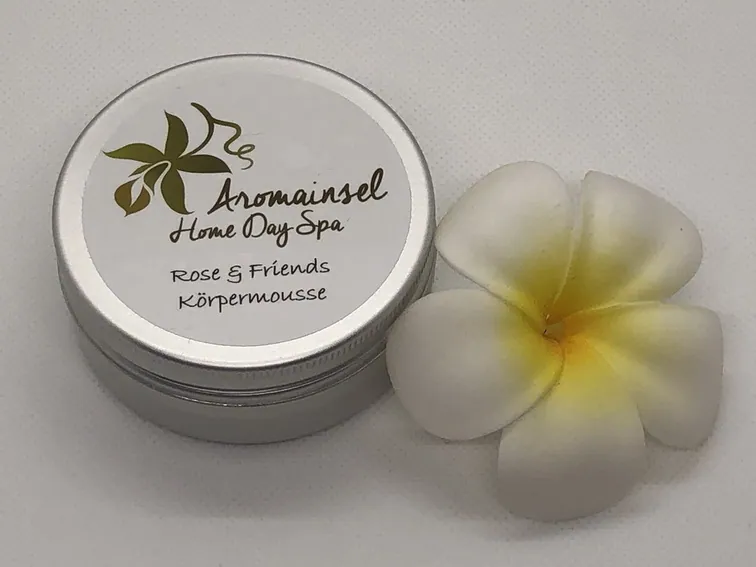 Rose & Friends – Körpermousse – Wie ein Spaziergang im Rosengarten